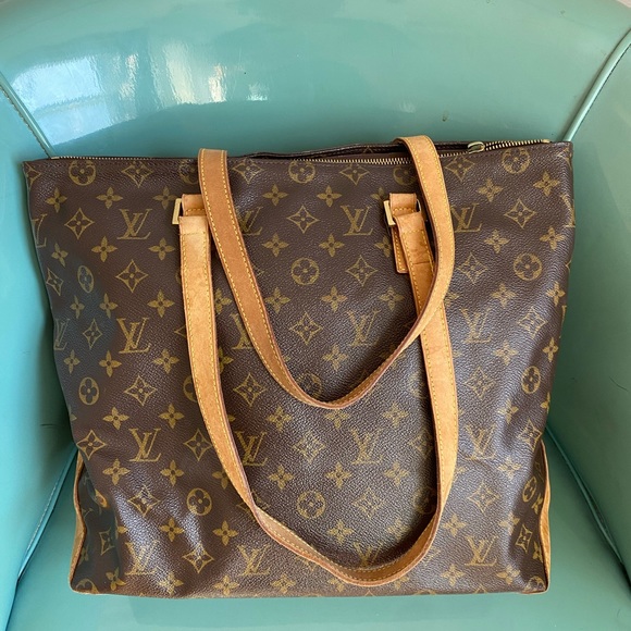 Louis Vuitton Handbags - Authentic Louis Vuitton cabas Mezzo monogram